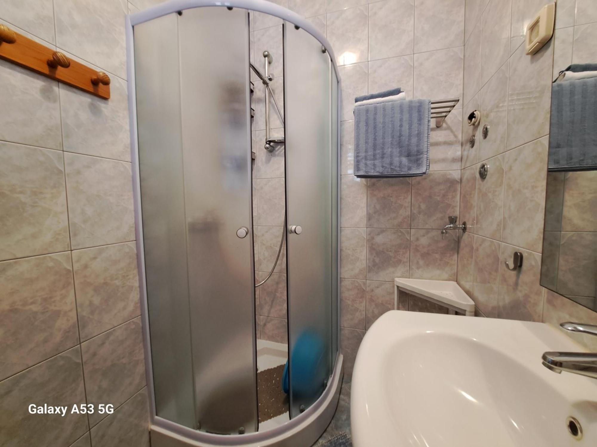 Aparments Orange & Blue Apartment Fažana Екстериор снимка