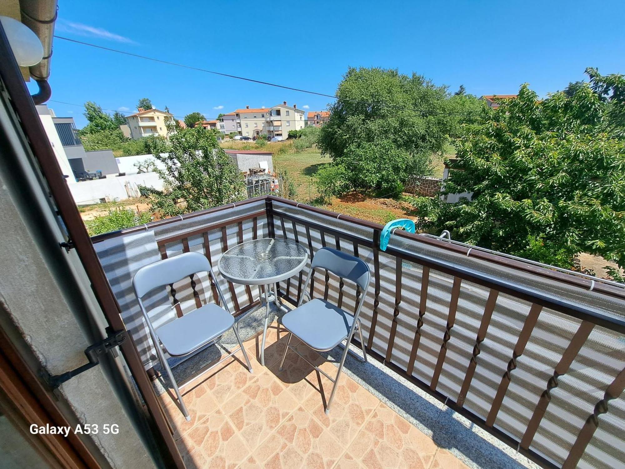 Aparments Orange & Blue Apartment Fažana Екстериор снимка